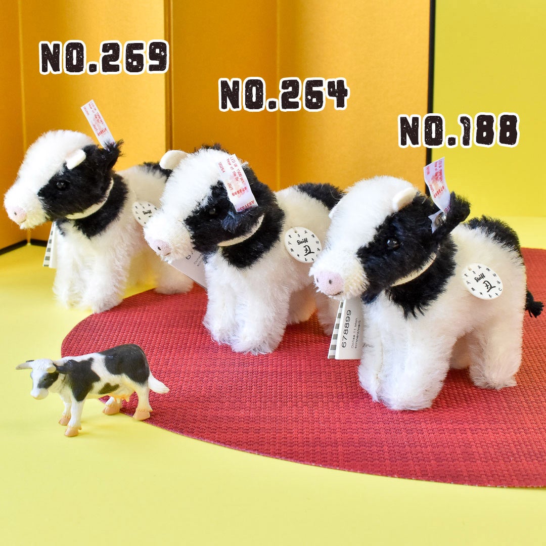 steiff 牛 2021 干支 62671a.jpg
