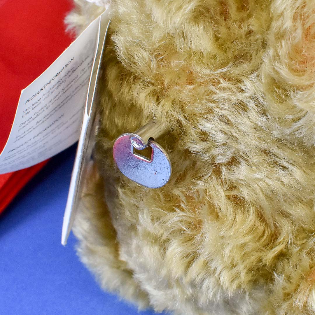 ぬいぐるみ・人形・置物 シュタイフのフェルトドール 世界限定1000体の