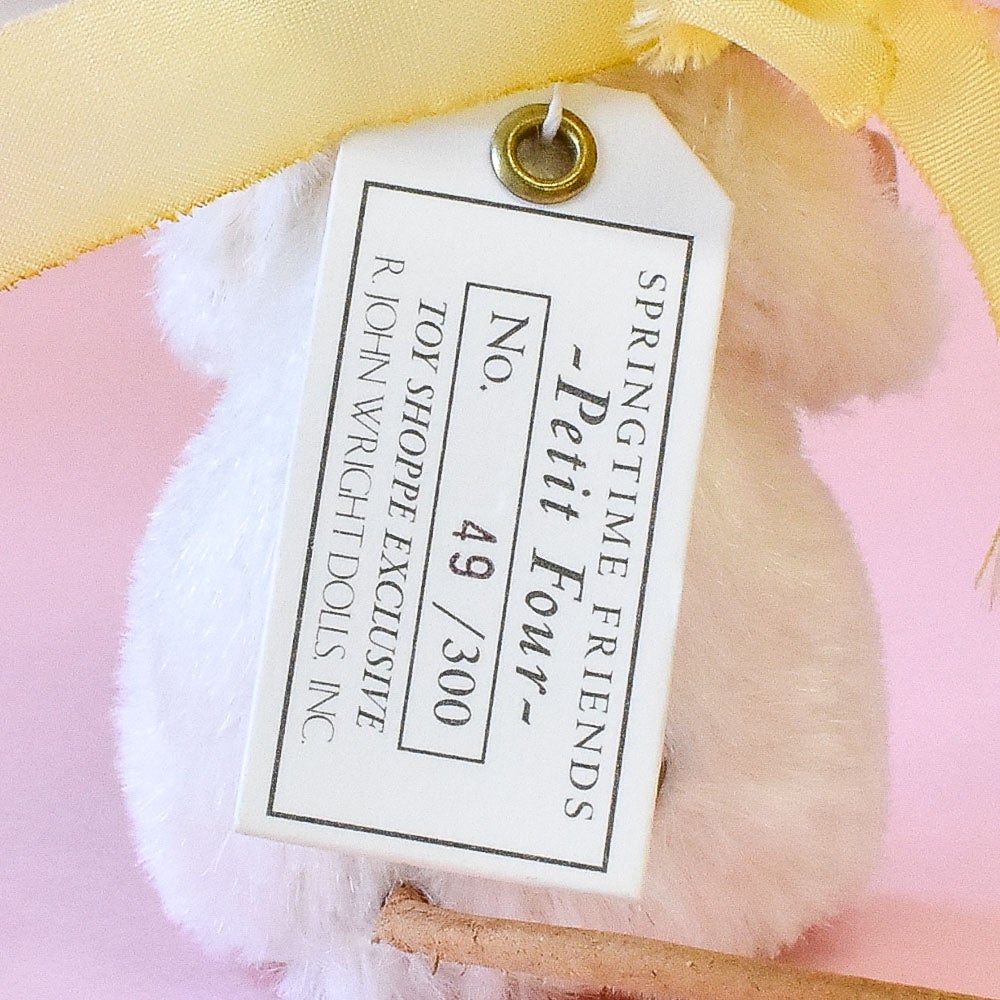 R.John Wright「Petit Four」 | Dear Bear 目黒店